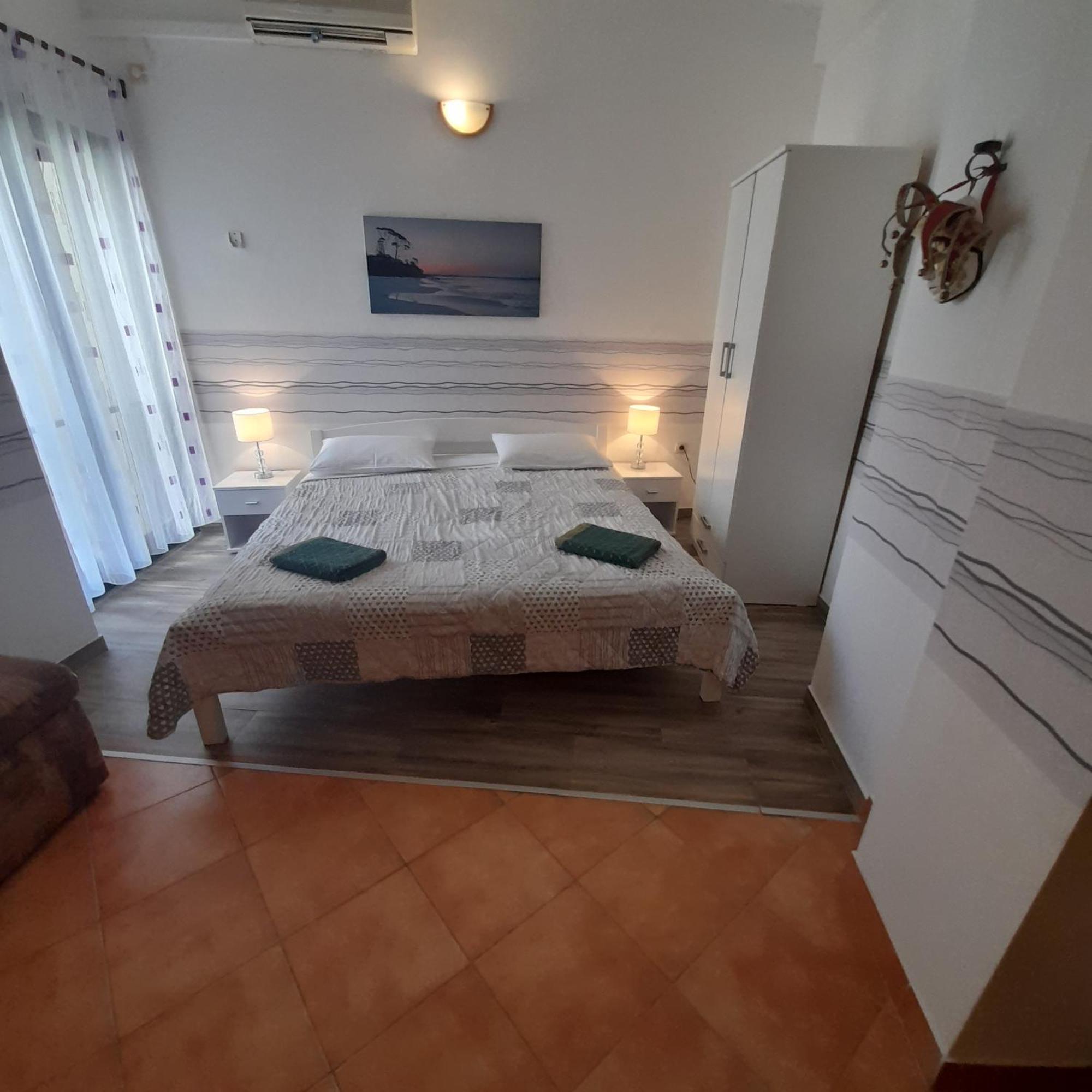 Beach Pearl 1 Йесенице Екстериор снимка