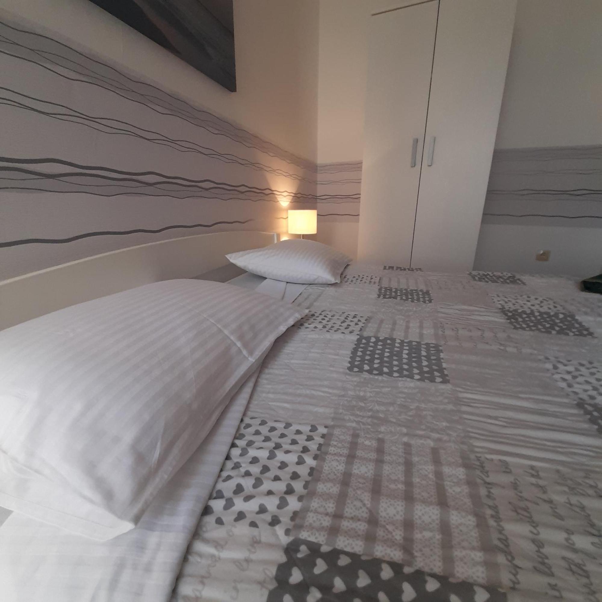 Beach Pearl 1 Йесенице Екстериор снимка